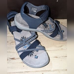 Skechers slip in/ stretch flex sandals